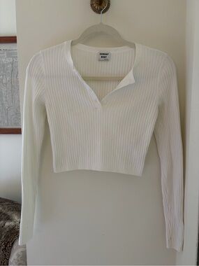 Sunday Best Aritzia Ribbed Cropped Henley Top in White
